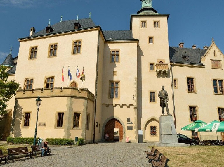 Italian Court, Czech Republic (Czechia)